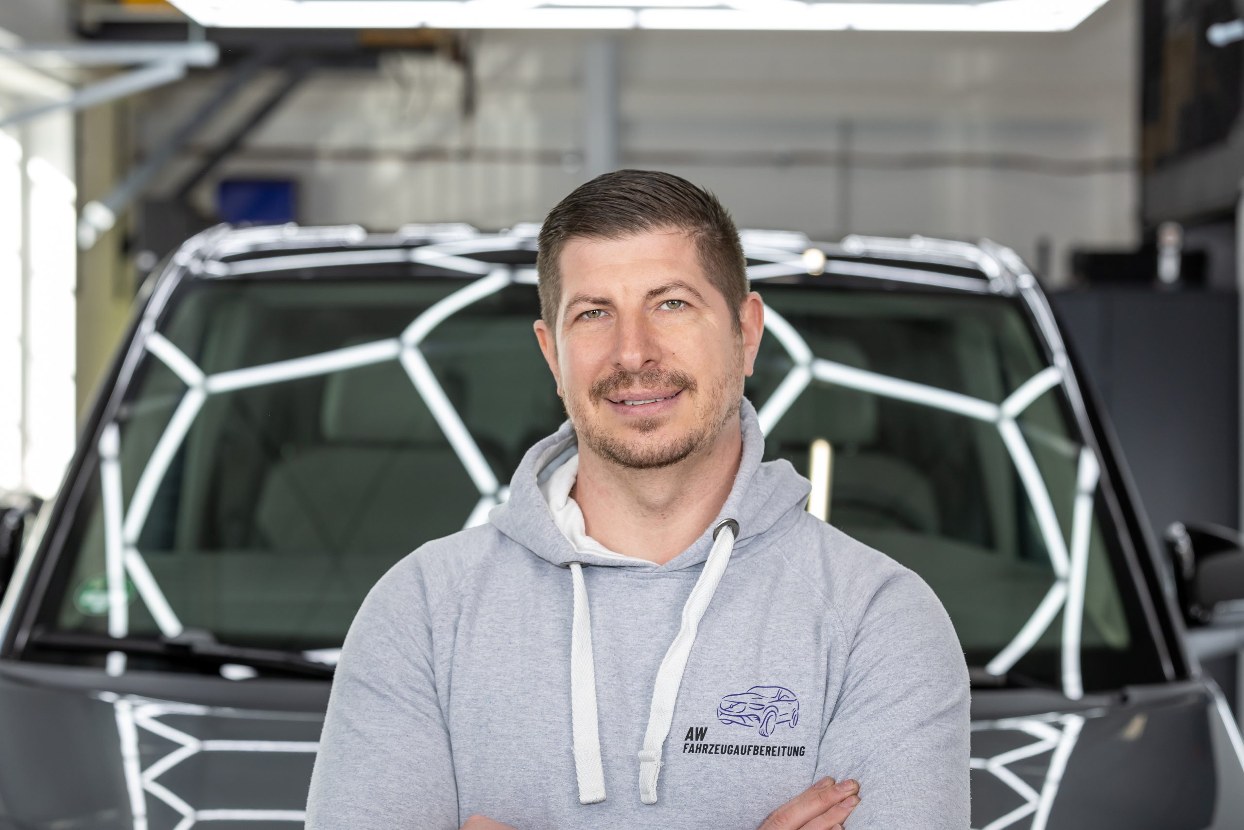 Inhaber von AW Fahrzeugaufbereitung in der Werkstatt
