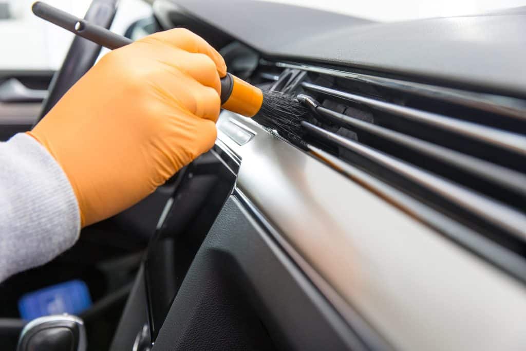 Innenreinigung von Armatur